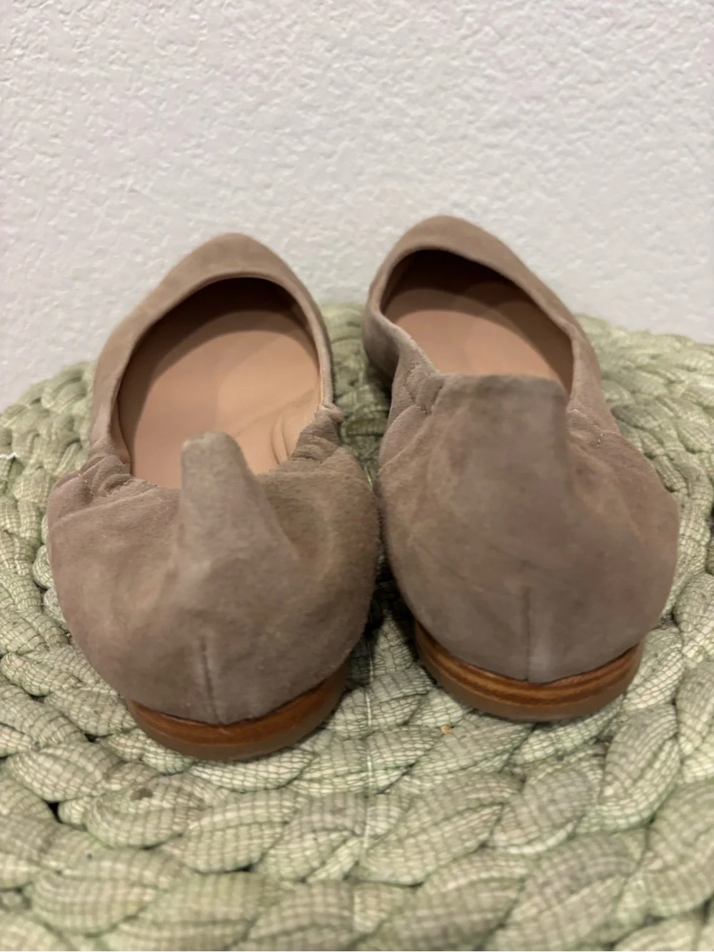 NEW Italeau Mara Flexlite Flats Taupe Suede Comfort Handmade Ballet Flats